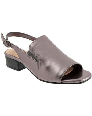 Trotters Nila Sandal - Gray