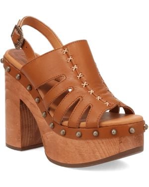 Dingo Gema Wooden Sandal - Brown
