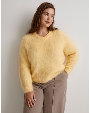 MW Plus Brushed V-Neck Jumper - Natural