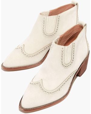 MW The Grayson Brogue Chelsea Boot - Natural