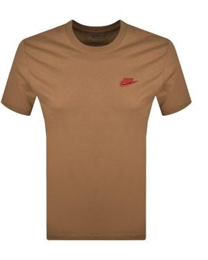 Nike Sportswear Club T Shirt Ale - Brown