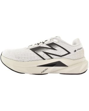New Balance Fcpr Trainers - White