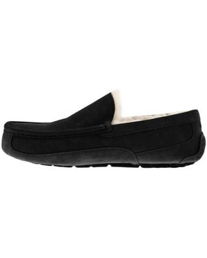 UGG Ascot Slippers - Black