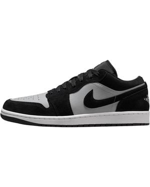 Nike Air Jordan 1 Mid Trainers - Black