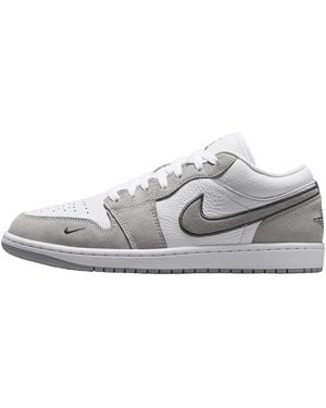 Nike Air Jordan 1 Low Trainers - Metallic