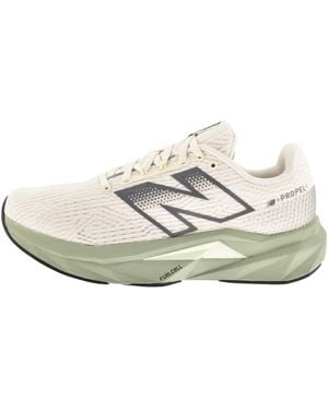 New Balance Fcpr Trainers Off - White