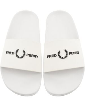Fred Perry Logo Sliders - White