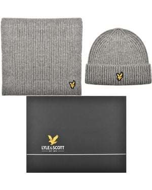 Lyle & Scott Scarf And Beanie Set - Grey