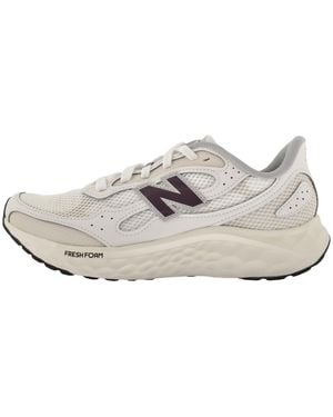 New Balance Aris Trainers Off - White