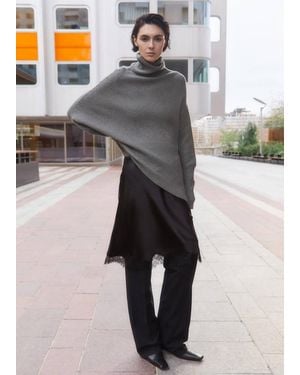 Mango Asymmetrischer Rollkragenpullover - Grau