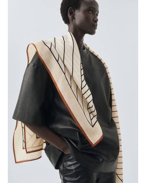Mango 100% Wool Geometric-Print Foulard - Black