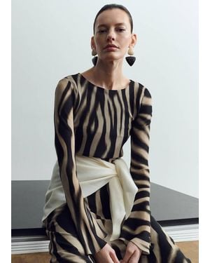 Mango Resin Pendant Earrings - Gray