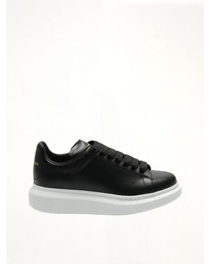 McQueen Larry Oversized Trainers - Black