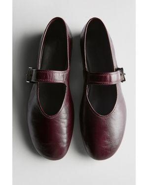 MASSIMO DUTTI Crackled Leather Ballet Flats - Black
