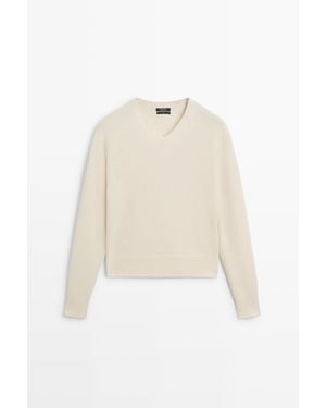 MASSIMO DUTTI 100% Wool V-Neck Knit Sweater - Natural