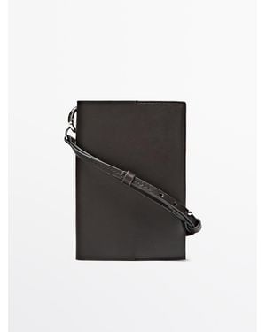 MASSIMO DUTTI Nappa Leather Passport Holder - Black