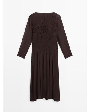 MASSIMO DUTTI Soepelvallende Midi-Jurk Met Plooien - Bruin