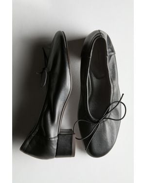 MASSIMO DUTTI High-Heel Ballerinas - Black