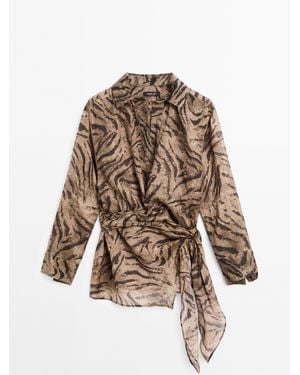 MASSIMO DUTTI Soepelvallende Jacquard Kimono Met Stras Knoop - Meerkleurig