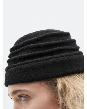 MASSIMO DUTTI 100% Wool Beanie - Black