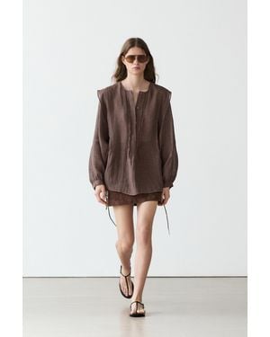 MASSIMO DUTTI Blusa Fluida Oversize Detalle Volantes Lino - Marrón