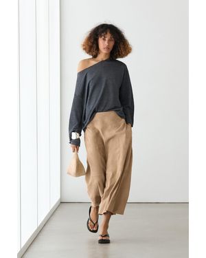 MASSIMO DUTTI Falda Midi Vuelo Fajín Piel Ante - Neutro