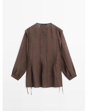 MASSIMO DUTTI Oversized Soepelvallende Blouse Van Linnen Met Volants - Bruin