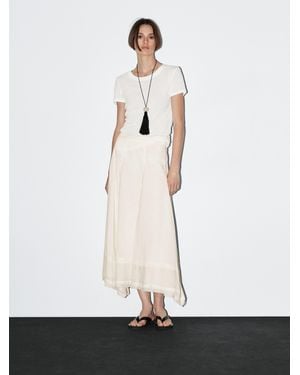【Massimo Dutti】Velvet midi skirt with floral detail Velvet midi skirt with floral detail - Studio · Grey Marl
