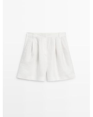 MASSIMO DUTTI 100% Linnen Bermuda Met Plooien - Wit