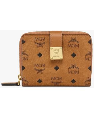MCM Aren Brass Plate Wallet In Visetos - Brown