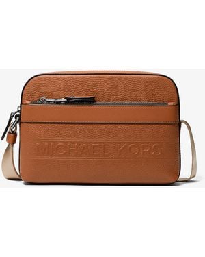 Michael Kors Mkbandolera Hudson Multibolsillos De Piel Granulada - Marrón