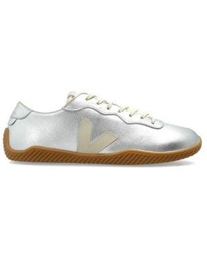 Veja Trainers - White