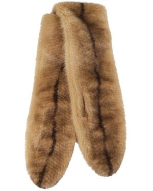 Seventy Winter Scarves - Marrón