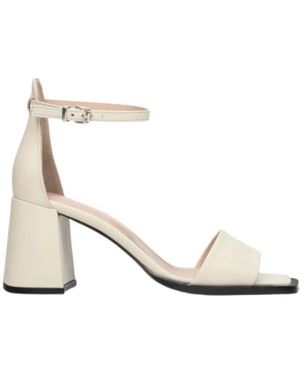 ESTRO High Heel Sandals - Blanc