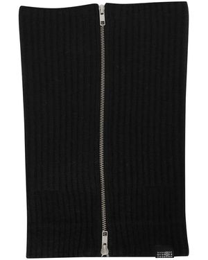 MM6 by Maison Margiela Winter Scarves - Negro