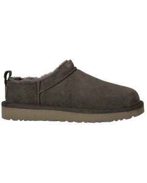 UGG Slippers - Brown