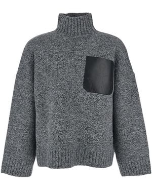 JW Anderson Truien & Vesten ,Grijs ,Wol Leather Patch Pocket Sweater