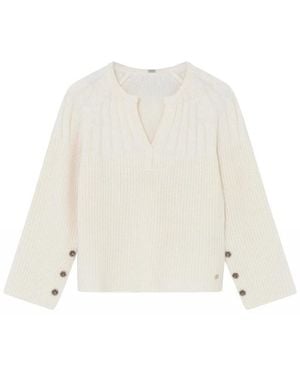 GUSTAV V-Neck Knitwear - White