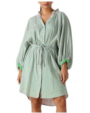 Pom Seersucker Kleid - Grün