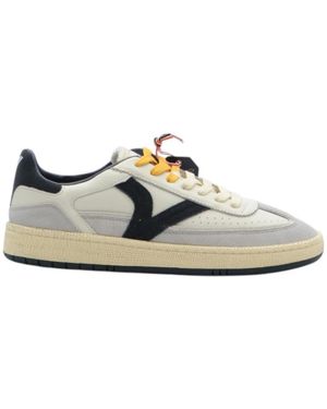 Victoria Trainers - White
