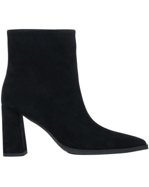 ESTRO Heeled Boots - Black