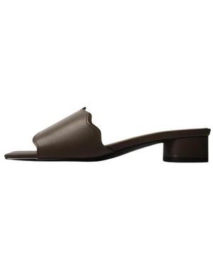L37 Heeled Mules - Negro