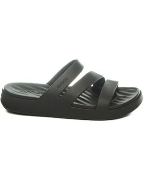 Crocs™ Getaway Strappy Sandal - Zwart