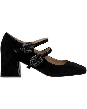Alma En Pena. Court Shoes - Black