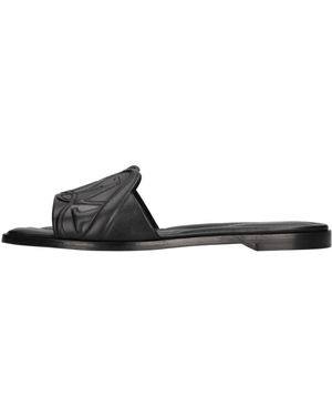 McQueen Sliders - Black