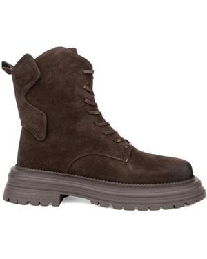 Linda Baumann Lace-Up Boots - Brown