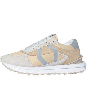 MIKAKUS Barcelona Nubuk Leder Sneakers - Weiß