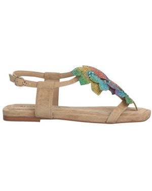 Alma En Pena. Flat Sandals - Brown