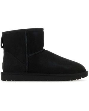 UGG Zwarte Suède Classic Mini Ii Enkellaarsjes