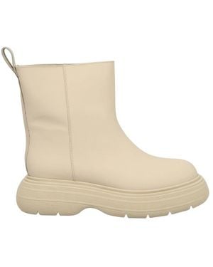 Gia Borghini Winter Boots - Natural